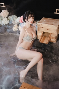 rioko凉凉子 NO.081《年上の韵》温泉旅行 [31P6V-512MB]