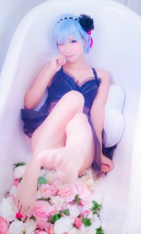 coser雨波 94 Rem (Re- Life in Another World)[22P-6.81M]