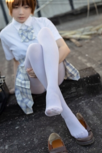 森萝财团 SSR-011 棉花糖白si美女 [104P-1.39GB]